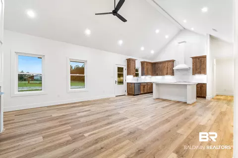 Living - 28310 Comstock Rd, Elberta, AL 36530 photo 2 of 6