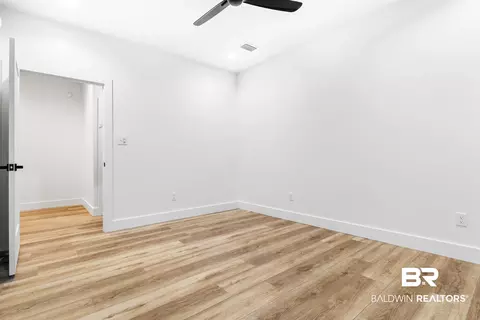 Bedroom - 28310 Comstock Rd, Elberta, AL 36530 photo 3 of 6
