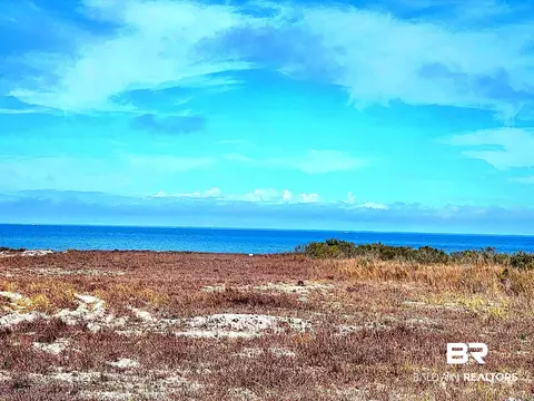 2826 Bienville Blvd, Dauphin Island, AL 36528