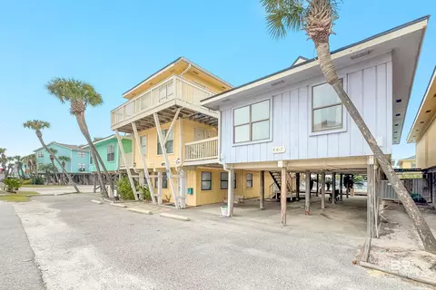 620 W Beach Blvd #6A, Gulf Shores, AL 36542