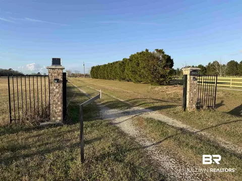 28467 Gardner Rd, Elberta, AL 36530 photo 10