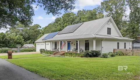 703 Jordan Ln, Daphne, AL 36526