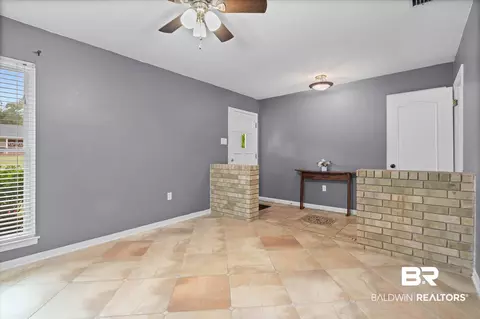 4261 Honey Ct, Mobile, AL 36619 photo 2