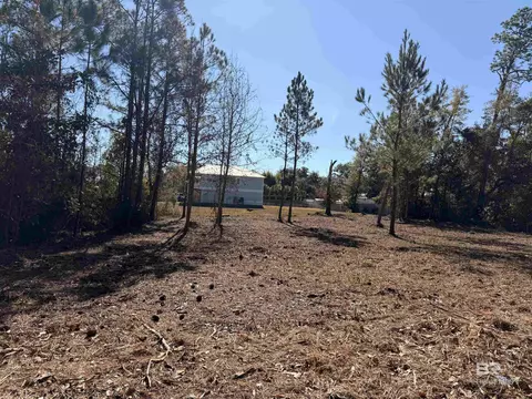 5308 Pine Rd, Orange Beach, AL 36561