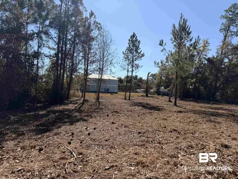 5308 Pine Rd, Orange Beach, AL 36561