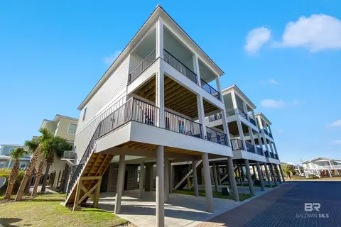 521 E 1st Ave #C, Gulf Shores, AL 36542