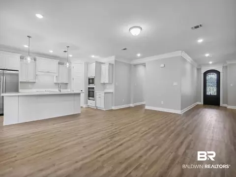 10174 Grady Ln, Mobile, AL 36695 photo 2