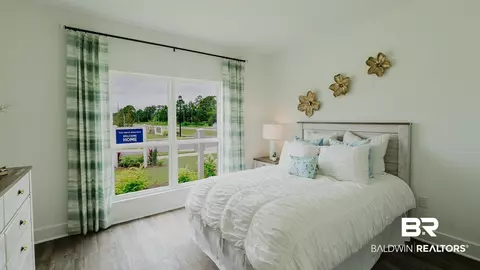 28072 Hallow Trl, Elberta, AL 36530 photo 4