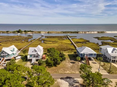 394 Albright Dr, Dauphin Island, AL 36528