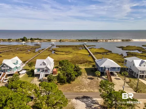 394 Albright Dr, Dauphin Island, AL 36528