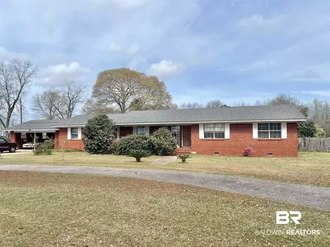 887 Old Bratt Rd, Atmore, AL 36502