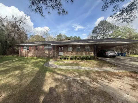 2807 Pea Ridge Rd, Brewton, AL 36426