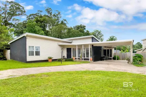320 Hadrian St, Mobile, AL 36606