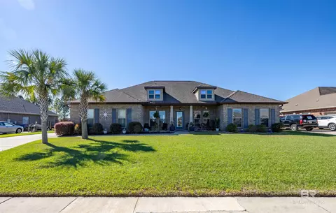 2089 Bourbon St, Foley, AL 36535