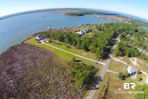 17344 Oyster Bay Rd, Gulf Shores, AL 36542