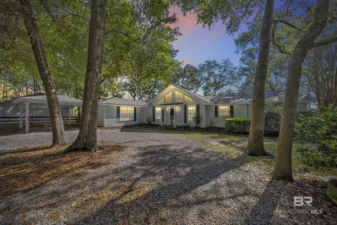 9496 Bay View Dr, Lillian, AL 36549