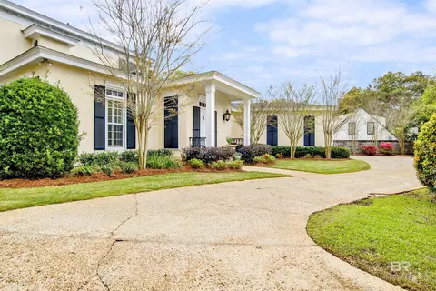 Exterior - 4 Savannah Ct, Mobile, AL 36608 photo 6 of 7