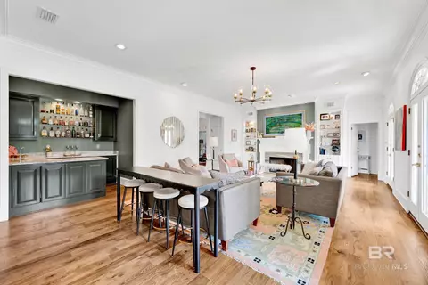 Living - 4 Savannah Ct, Mobile, AL 36608 photo 1 of 4