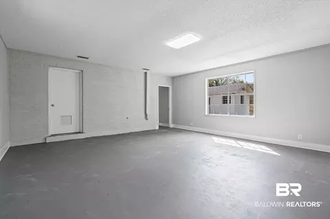 Other - 732 Oak Field Dr, Mobile, AL 36609 photo 6 of 7