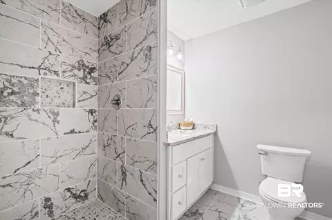 Bath - 732 Oak Field Dr, Mobile, AL 36609 photo 1 of 3