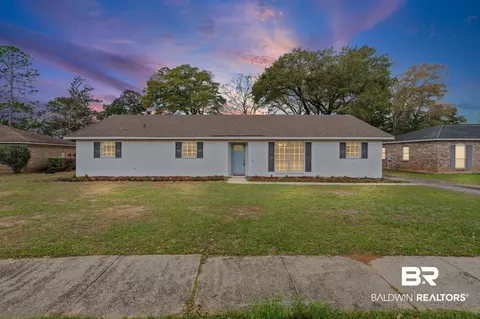 Exterior - 732 Oak Field Dr, Mobile, AL 36609 photo 6 of 6