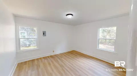 606 Shady Oak Dr, Mobile, AL 36608 photo 8