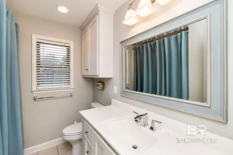 Bath - 154 Fenwick Rd, Mobile, AL 36608 photo 2 of 3