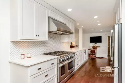 Kitchen - 154 Fenwick Rd, Mobile, AL 36608 photo 6 of 6