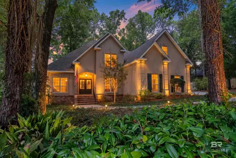 104 Pebble Ct, Fairhope, AL 36532