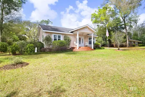 11901 Bay St, Magnolia Springs, AL 36555