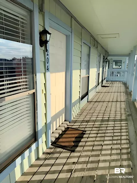 920 W Lagoon Ave #B204, Gulf Shores, AL 36542