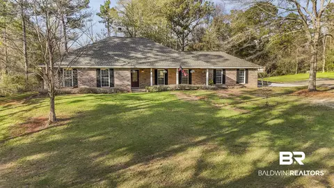 8077 Hooks Rd, Bay Minette, AL 36507