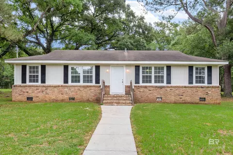 5015 W Santos Dr, Mobile, AL 36619