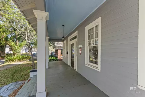 Exterior - 21 Houston St, Mobile, AL 36606 photo 2 of 8