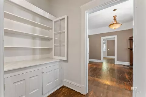 Entry Way - 21 Houston St, Mobile, AL 36606 photo 5 of 9