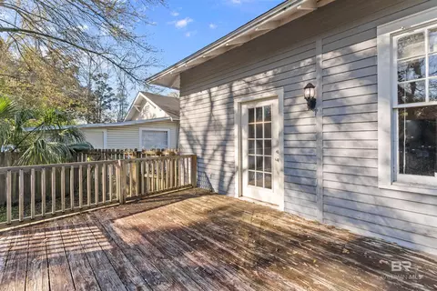 Exterior - 21 Houston St, Mobile, AL 36606 photo 3 of 8