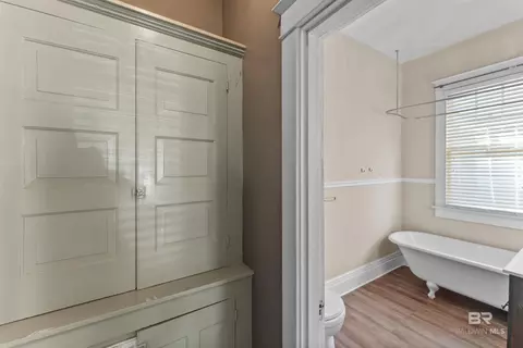 Entry Way - 21 Houston St, Mobile, AL 36606 photo 9 of 9