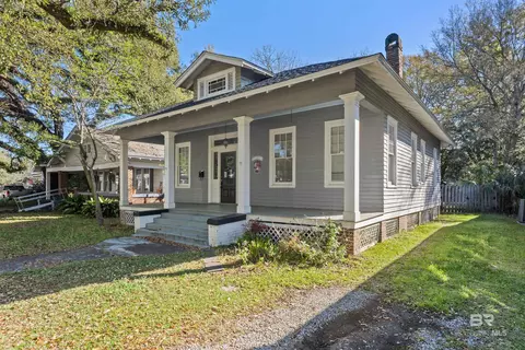 Exterior - 21 Houston St, Mobile, AL 36606 photo 1 of 8