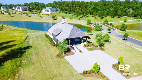 448 Leavie Ln, Fairhope, AL 36532