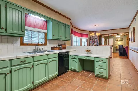4162 Skywood Ln, Mobile, AL 36693 photo 9