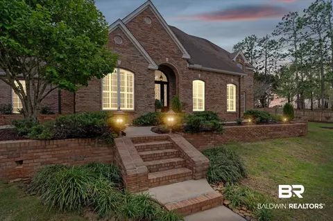 126 Pinnacle Ct, Fairhope, AL 36532
