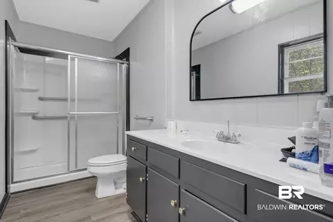 5225 Persons Dr, Mobile, AL 36618 photo 9