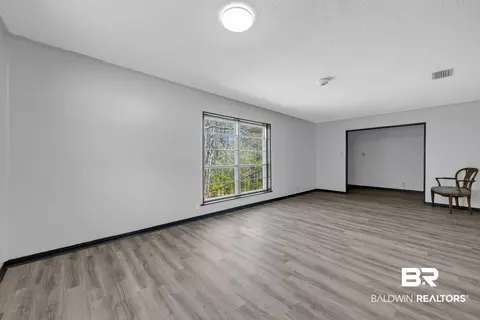 5225 Persons Dr, Mobile, AL 36618 photo 14