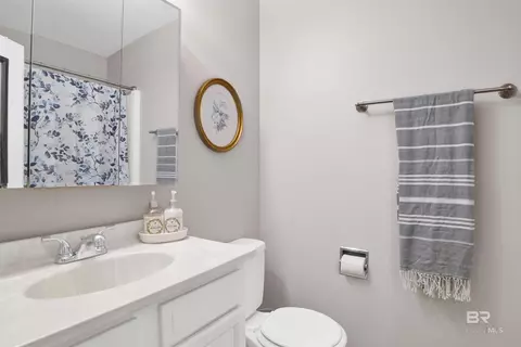 Bath - 160 Emogene Pl, Mobile, AL 36606 photo 1 of 3