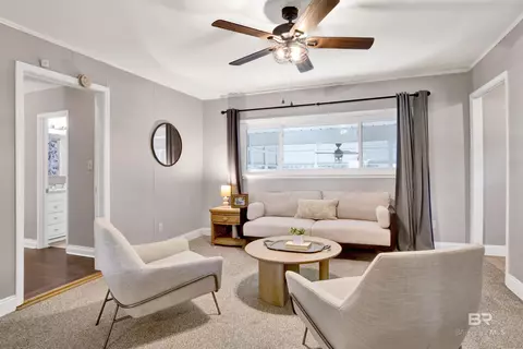 Living - 160 Emogene Pl, Mobile, AL 36606 photo 3 of 3