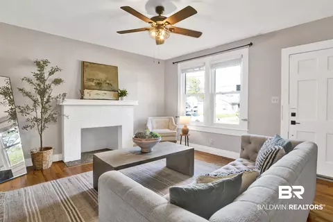 160 Emogene Pl, Mobile, AL 36606 photo 3