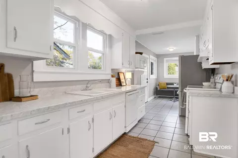 160 Emogene Pl, Mobile, AL 36606 photo 9