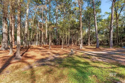 Exterior - 1271 Spring Valley Dr, Mobile, AL 36693 photo 11 of 12