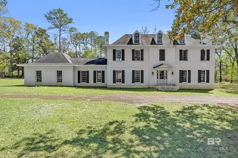 5801 S Fairfax Rd, Mobile, AL 36608