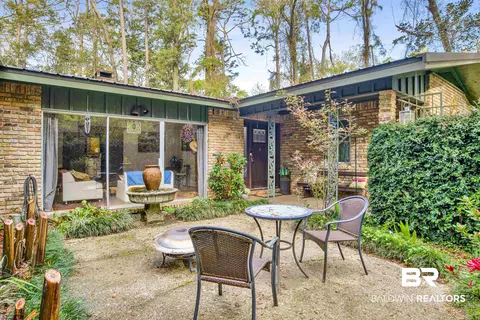 159 Fairwood Blvd, Fairhope, AL 36532